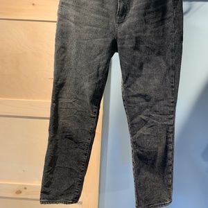Madewell Curvy Perfect Vintage Black Jean Size 28
